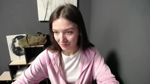 Snapshot of shining_pearl chatting on 5, 5, 2026 Jesica online show from 5, 5, 2026