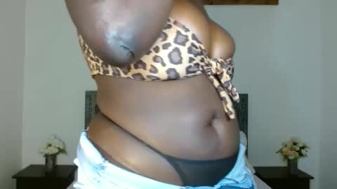Snapshot of shiratie chatting on 19, 5, 2026 Shirat online show from 19, 5, 2026