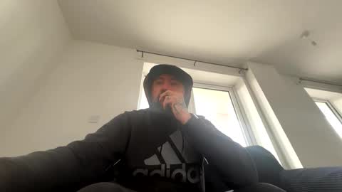 Shady online show from 16, 2, 2026