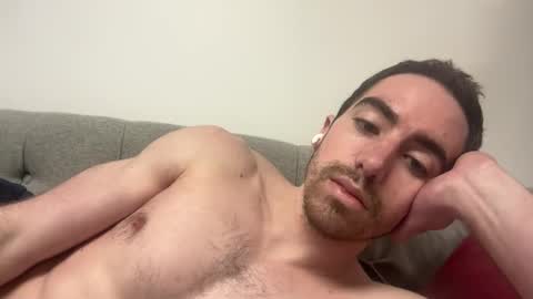 Snapshot of shirtlesshunk15 chatting on 20, 2, 2026 shirtlesshunk15 online show from 20, 2, 2026