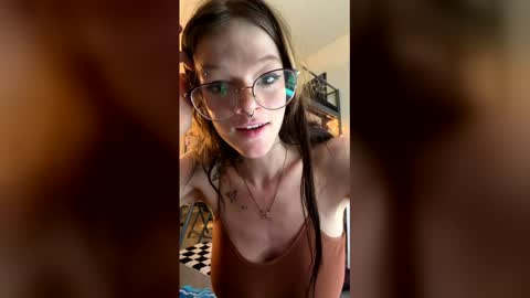 Snapshot of shivvedcl1tt chatting on 14, 4, 2026 shivvedcl1tt online show from 14, 4, 2026