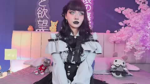 Snapshot of shizuko___ chatting on 27, 4, 2026 Valentina online show from 27, 4, 2026