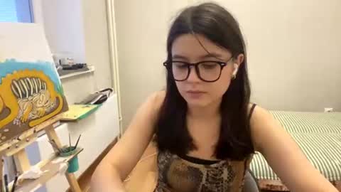 Snapshot of shontagrabowski chatting on 18, 7, 2026 Marie online show from 18, 7, 2026