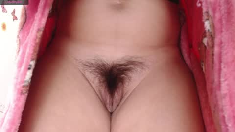 Snapshot of shopiagarcia_ chatting on 2, 1, 2025 lamai online show from 2, 1, 2025