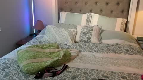 shortstuff79 online show from 2, 10, 2025