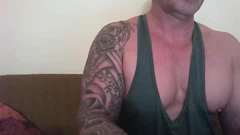 Snapshot of show_on_for_you chatting on 13, 12, 2024 show_on_for_you online show from 13, 12, 2024