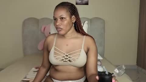 Snapshot of shugacubee chatting on 18, 5, 2026 EVA online show from 18, 5, 2026