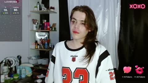 Shun White online show from 5, 12, 2024