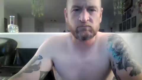 Snapshot of shwmeyours chatting on 13, 10, 2025 shwmeyours online show from 13, 10, 2025