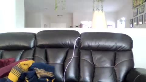 Snapshot of shwmeyours chatting on 25, 10, 2025 shwmeyours online show from 25, 10, 2025