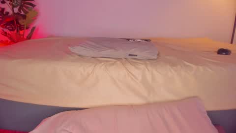 Snapshot of shy_booty18 chatting on 23, 4, 2026 Katya online show from 23, 4, 2026