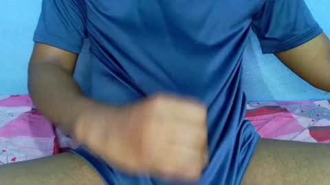 shyeyes online show from 25, 12, 2024