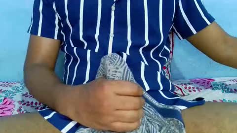 shyeyes online show from 21, 2, 2025