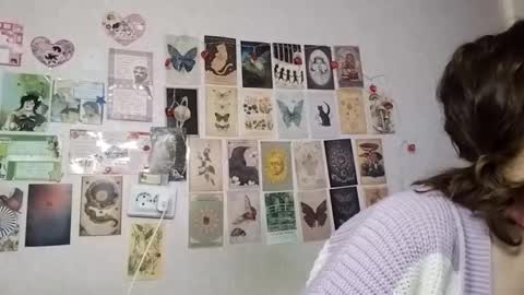 Snapshot of shy_kiss_twinkle_bloop chatting on 2, 10, 2025 Milena online show from 2, 10, 2025