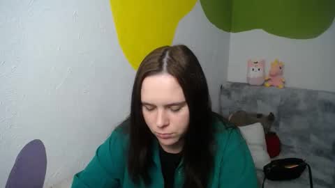 Snapshot of shy_lil chatting on 14, 11, 2025 shy_lil online show from 14, 11, 2025