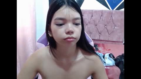 Snapshot of shy_luna18 chatting on 16, 10, 2025 luna online show from 16, 10, 2025