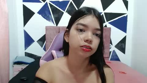 Snapshot of shy_luna18 chatting on 24, 11, 2025 luna online show from 24, 11, 2025