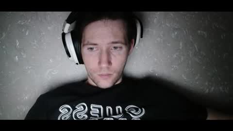 Snapshot of shy_matthew chatting on 18, 9, 2025 Matthew online show from 18, 9, 2025
