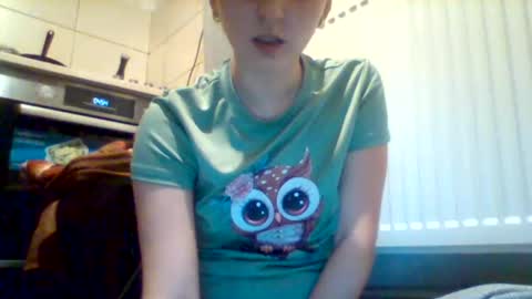 Snapshot of shy_model19 chatting on 3, 1, 2025 shy_model19 online show from 3, 1, 2025