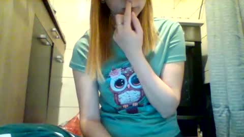 Snapshot of shy_model19 chatting on 13, 1, 2025 shy_model19 online show from 13, 1, 2025