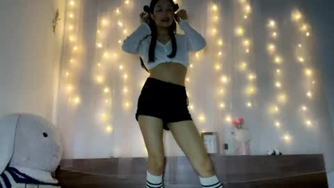 shy_pink_doll online show from 23, 5, 2026