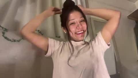Snapshot of shyangie24 chatting on 23, 1, 2025 Angeline 3 independent come here when am horny... online show from 23, 1, 2025