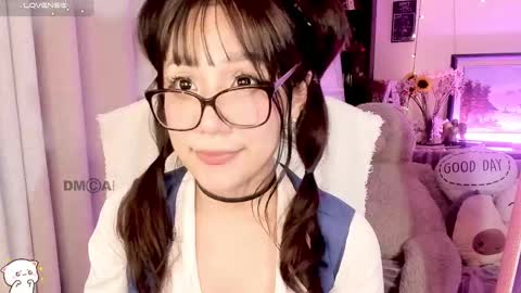 Snapshot of shyangie24 chatting on 7, 3, 2025 Angeline 3 independent come here when am horny... online show from 7, 3, 2025