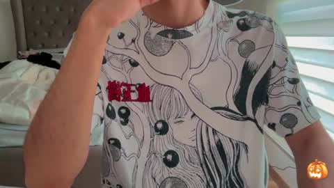 Snapshot of shydude666 chatting on 11, 10, 2025 shydude666 online show from 11, 10, 2025