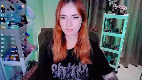 Snapshot of shyfoxxxy chatting on 29, 4, 2026 Effie online show from 29, 4, 2026