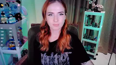 Snapshot of shyfoxxxy chatting on 12, 5, 2026 Effie online show from 12, 5, 2026