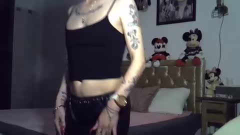 Nina online show from 7, 5, 2026