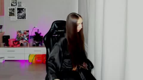 Snapshot of sia0610 chatting on 1, 4, 2026 SIA online show from 1, 4, 2026