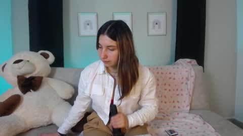 Snapshot of sia_wattson chatting on 15, 12, 2025 Sia online show from 15, 12, 2025