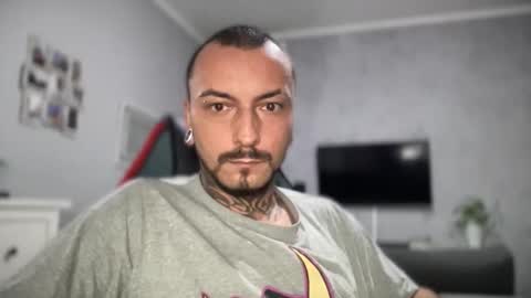 sidvicious23cm online show from 23, 10, 2025