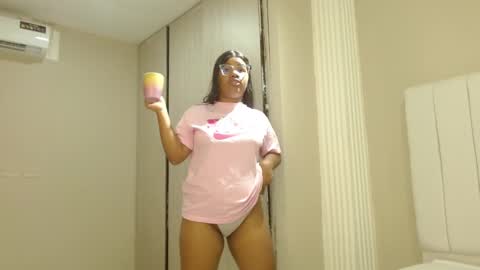 Sienna online show from 18, 9, 2025