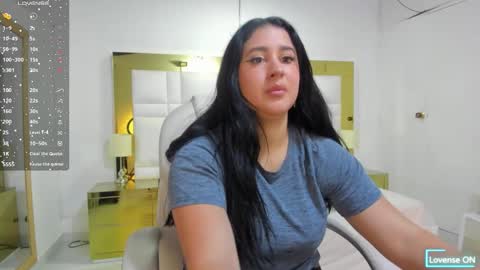 Sienna  online show from 10, 1, 2026