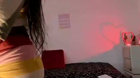 Snapshot of sierra_violet chatting on 18, 2, 2025 sierra_violet online show from 18, 2, 2025
