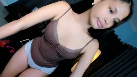 Snapshot of sierracoxriches chatting on 21, 4, 2026 Belle online show from 21, 4, 2026