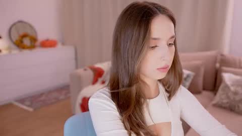 Snapshot of silent_chill chatting on 27, 10, 2025 Chilli online show from 27, 10, 2025