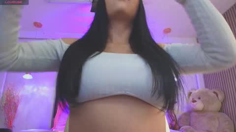 SIlvana  online show from 7, 1, 2025