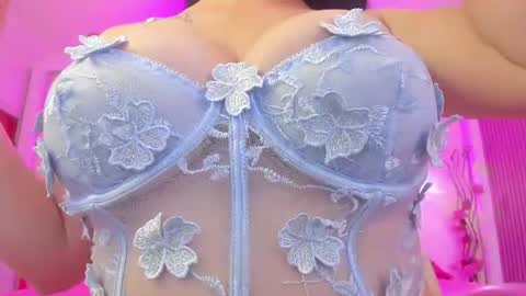 SIlvana  online show from 17, 7, 2026