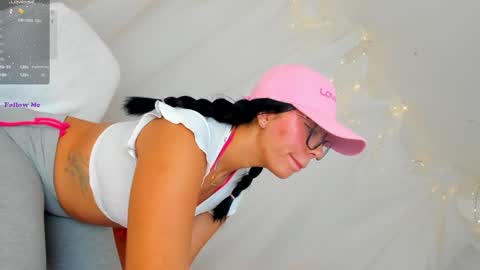 Snapshot of silvanna_moore chatting on 4, 2, 2025 Silvanna online show from 4, 2, 2025