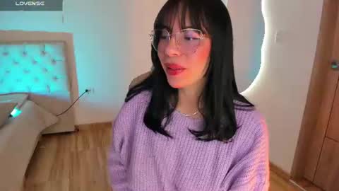 Snapshot of silvanna_moore chatting on 1, 7, 2026 Silvanna online show from 1, 7, 2026