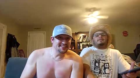 Snapshot of silverfox706 chatting on 2, 3, 2025 Jay Silverfox706 online show from 2, 3, 2025