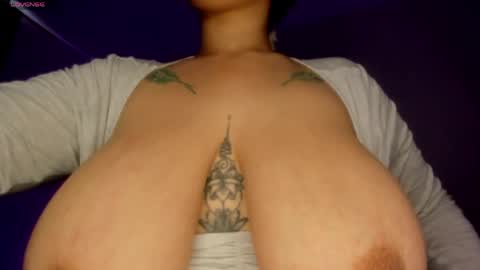 Snapshot of silviarichie_jade chatting on 15, 5, 2026 silvia online show from 15, 5, 2026