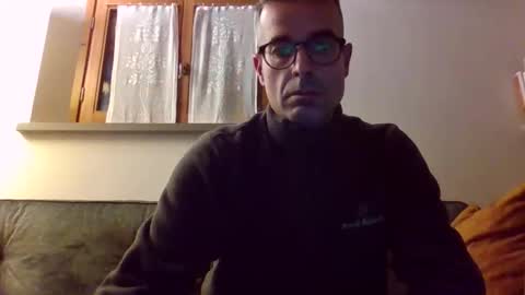 Snapshot of simmeturbate chatting on 14, 12, 2025 Italiandaddyitalydickassbottomassholecomshowmasturbatenudeboyitalyatleticcutemuscolarhardcockdickboy online show from 14, 12, 2025