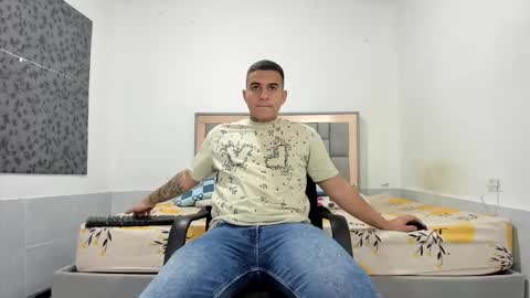 SIMON KELER online show from 1, 2, 2026