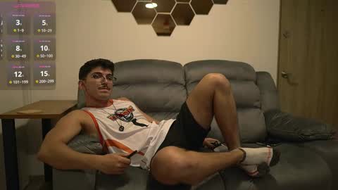 Snapshot of simoon_01 chatting on 24, 10, 2025 SIMOON online show from 24, 10, 2025