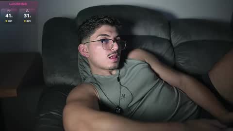 Snapshot of simoon_01 chatting on 4, 11, 2025 SIMOON online show from 4, 11, 2025