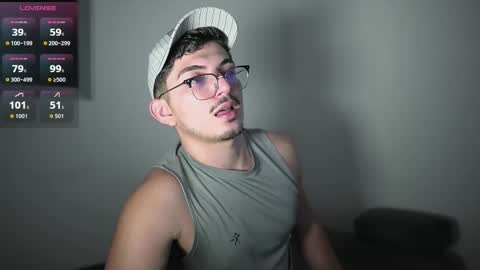 Snapshot of simoon_01 chatting on 10, 11, 2025 SIMOON online show from 10, 11, 2025